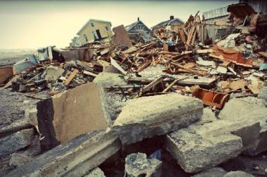Report Cover Report Cover: Rubble in the aftermath of Hurricane Sandy