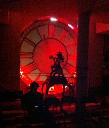Red clock Red clock